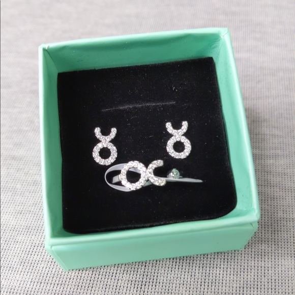 👯♀️Host Pick⚡️Silver Taurus Symbol Earring & Ring Set - Picture 1 of 16